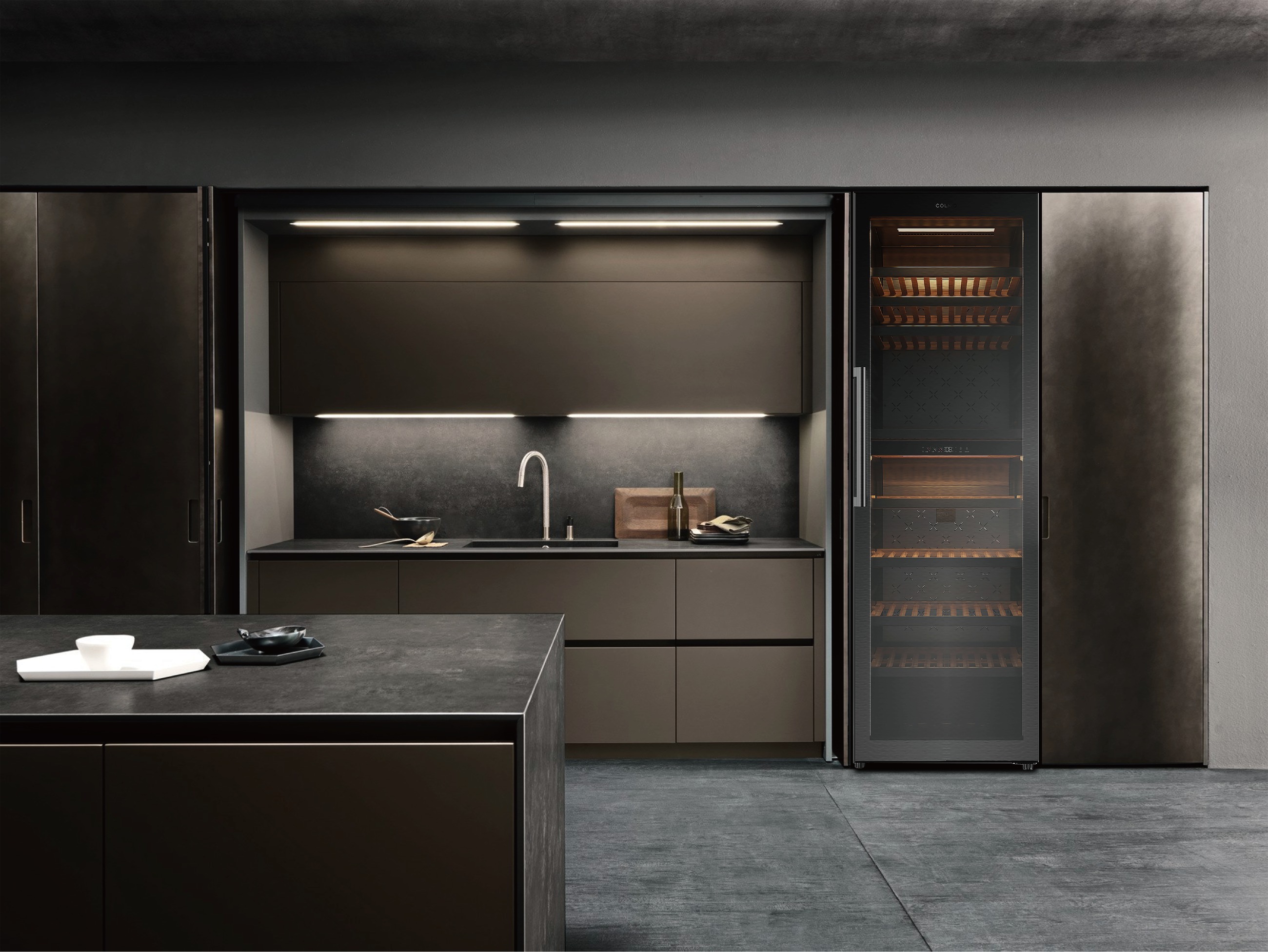 COLMO Wine Cooler 416 酒柜